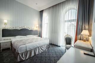 Отель Роял Гранд Отель Киев Стандартный двухместный номер с 1 кроватью или 2 отдельными кроватями-4